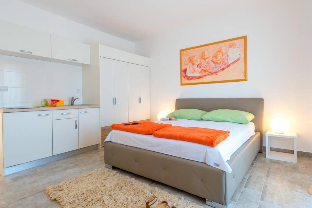 Mihaela & Brigita Bayview Studio Apartments Дубровник Экстерьер фото