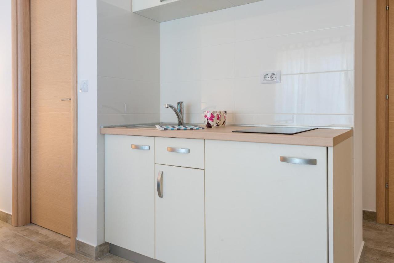 Mihaela & Brigita Bayview Studio Apartments Дубровник Экстерьер фото